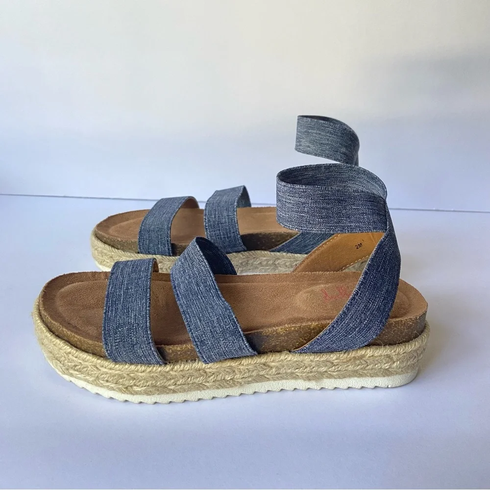 Jellypop Halstein Platform Esparille Sandals Size 2